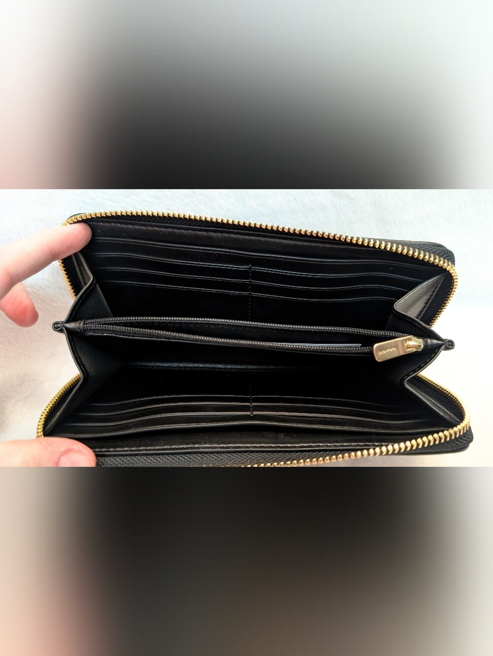 Coach Pvc Leather Accordion wallet in signature canvas zip F54630 NEW 250 retail - Picture 3 of 6